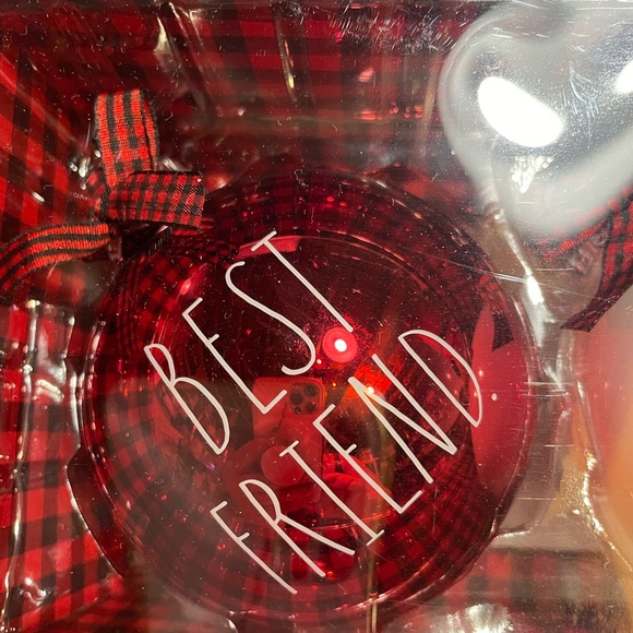 RAE DUNN “BEST FRIEND” ORNAMENTS 2 Large Ornaments In A Gift Box - Picture 2 of 4